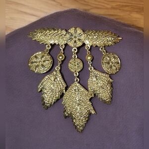 Gold Tone Multi Dangling Leaf Brooch